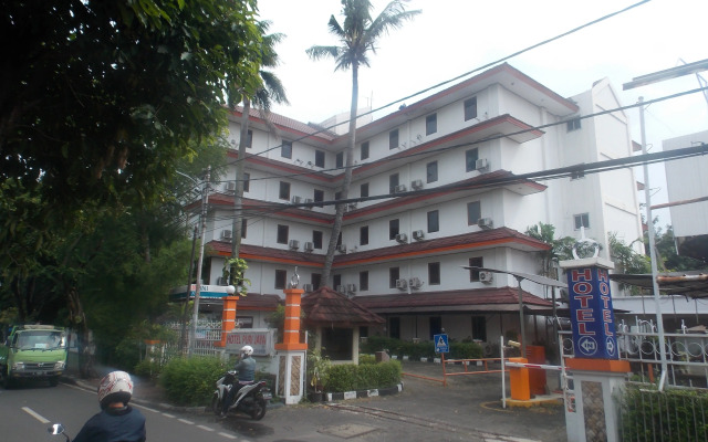 Puri Jaya Hotel
