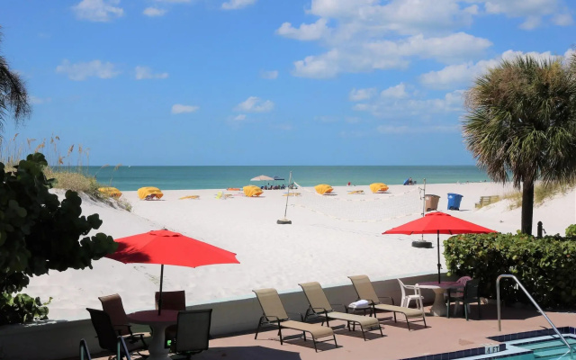 Miramar Resort