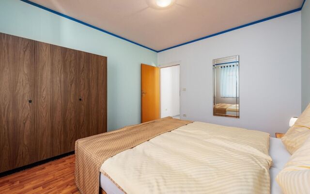 Nice Apartment in Duba With Wifi and 1 Bedrooms