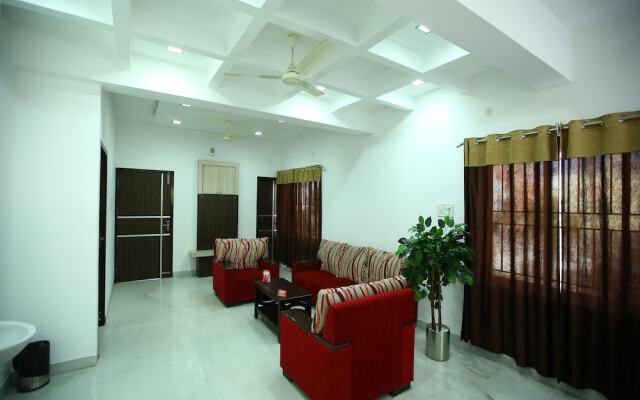 OYO 2282 Apartment Velachery