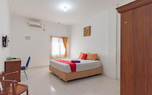 RedDoorz near Samarinda Square