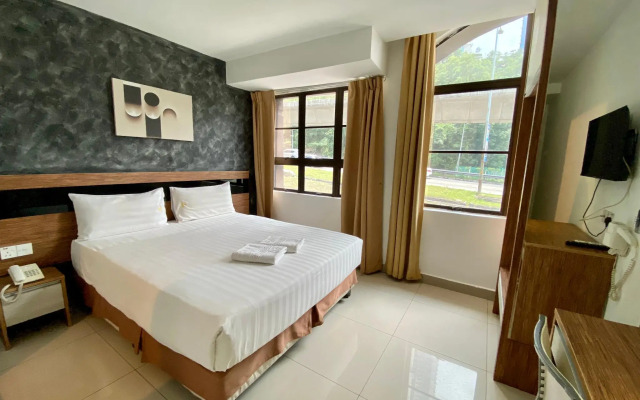 Jin Hotel