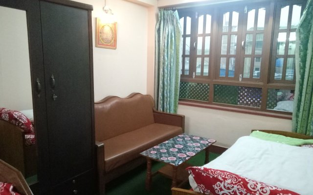 Swastik Guest House
