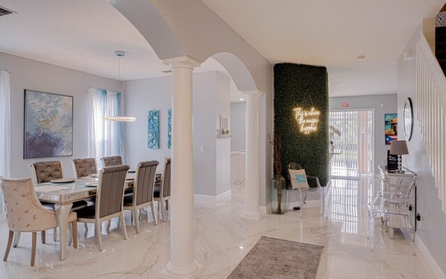 115ep- West Haven 5 Bedroom Home by RedAwning