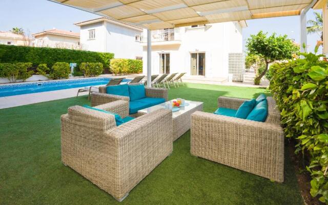 Villa Emily