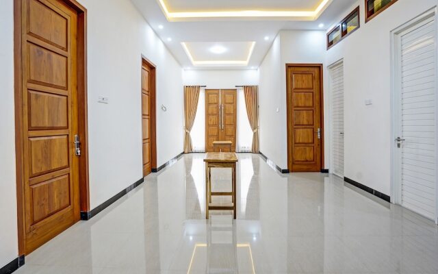 OYO Ipeda Family Residence 2