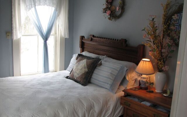 Rose Arbour Bed & Breakfast