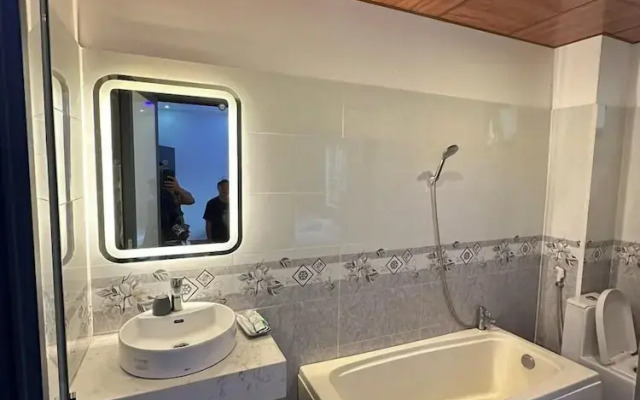 Panaroma Hotel - Vong Canh Villa