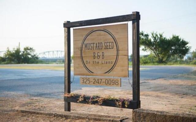 Mustard Seed B&B on the Llano