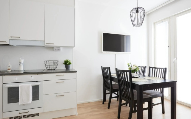 New apartment w/WiFi & car park