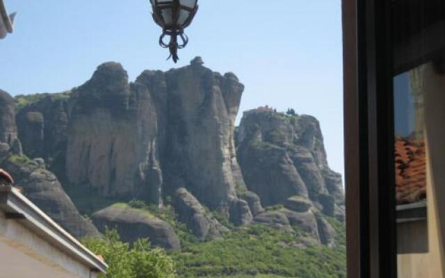 Mythos Guesthouse