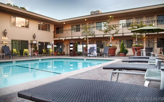 Best Western Plus Sutter House