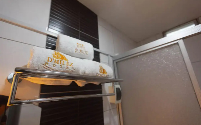 Dmilez Hotel