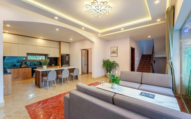 Ong Tam Villa – Lobby – Da Nang