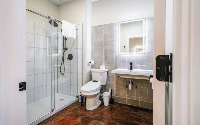 Melwood Suites Unit 107 Studio
