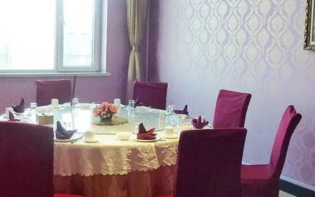 Yinyu Sea Spray Suites Hotel