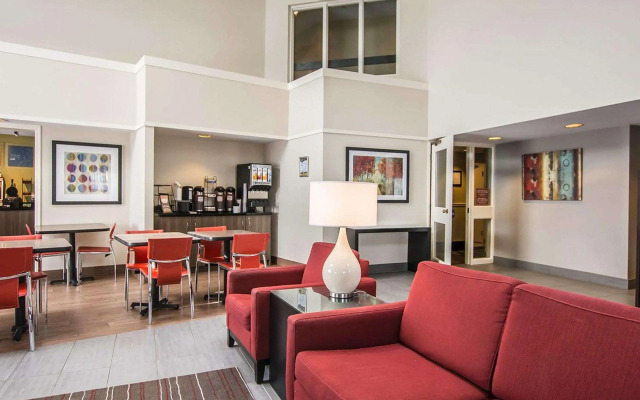 Comfort Inn