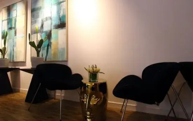 20 Carat Smart Hotel (Chongqing Guanyinqiao 9th Street Gaowu)
