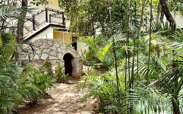 Kuukum Tulum Hotel