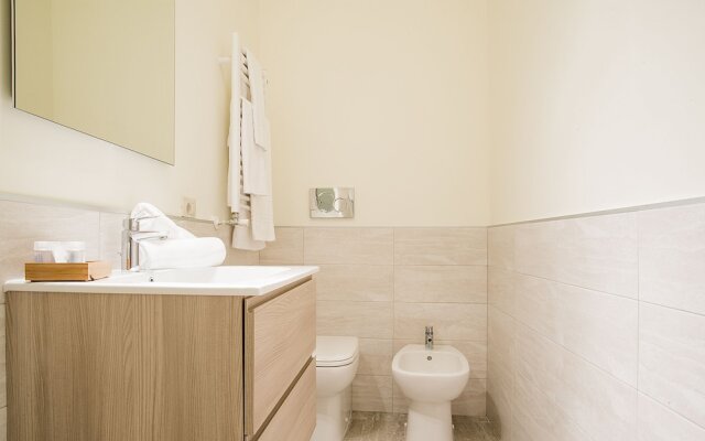 easyhomes - San Babila Corridoni