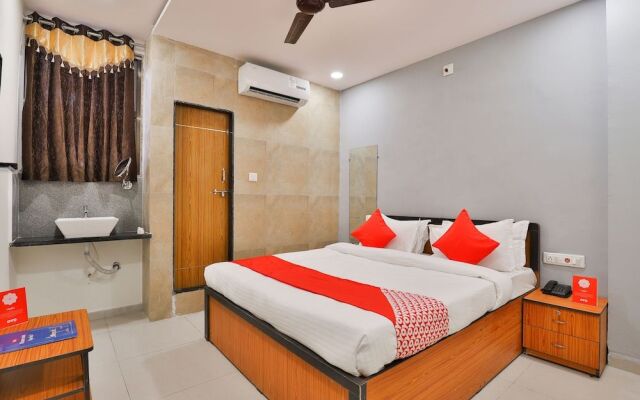 OYO 16675 Hotel Shri Krishna Inn