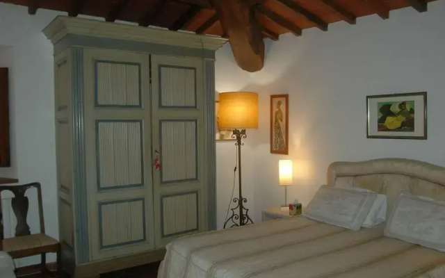 Elegant Villa in Barberino Tarvanelle with Swimming Pool