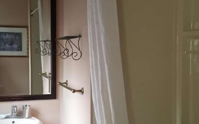 St. Vincent Row Suites