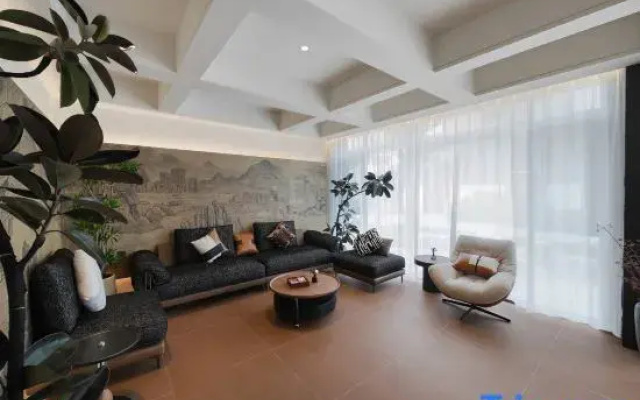 Yuyuan Homestay (Kaifeng Millennium City Park)
