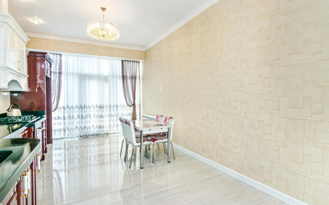 Buta Palace sweet home 903