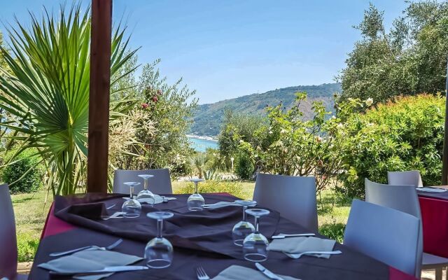 Villaggio Le Rosette Resort 4