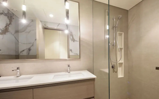 3BHK Sea View Near Palm Jumeirah Avani