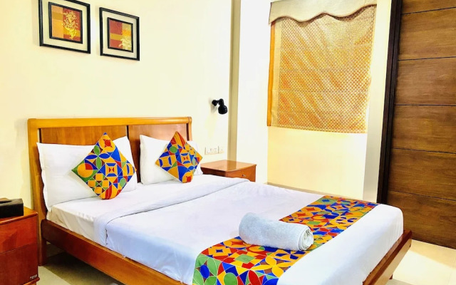 FabHotel Noida City Center 1