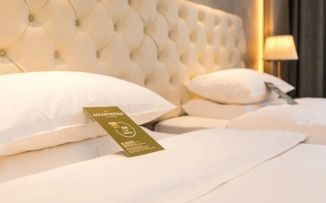 Ramada by Wyndham Zhumadian West Station