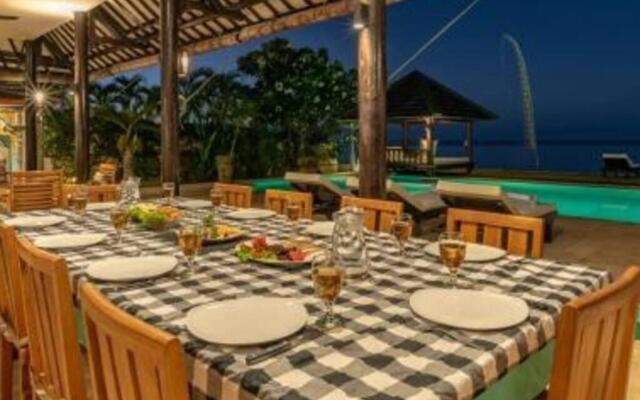 Villa Lovina Beach 1