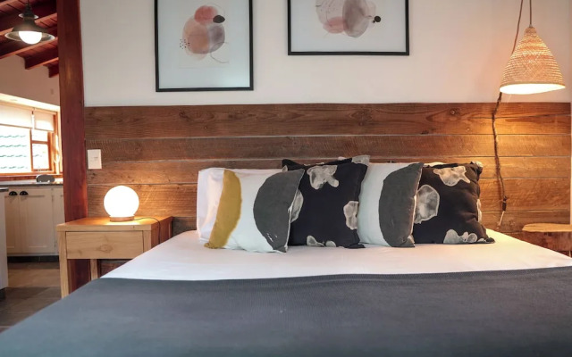 El Bosque by DOT Tradition