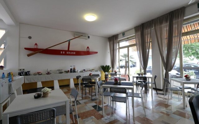 Hotel Urano - Bed & Breakfast