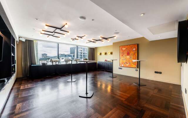 Radisson RED Glasgow