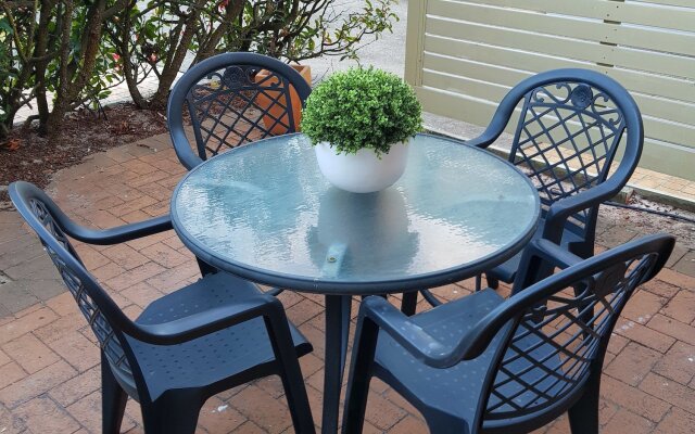 Peninsula Nelson Bay Motel and Serviced Apartments