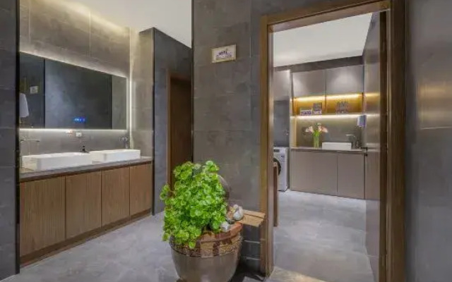 Chonpines Hotel (Beijing Sanyuanqiao Yansha Embassy District Store)