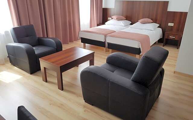 Pod Kominem Pokoje i Apartamenty