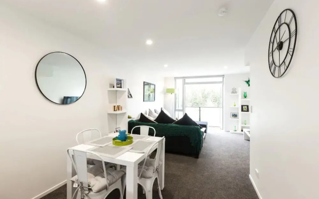 3 Bedroom Modern Townhouse in the Heart of Auckland
