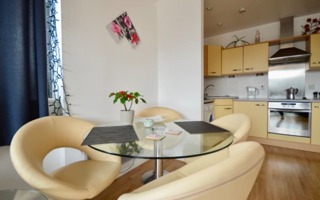 Bright Apartment In The Heart Of Bristol