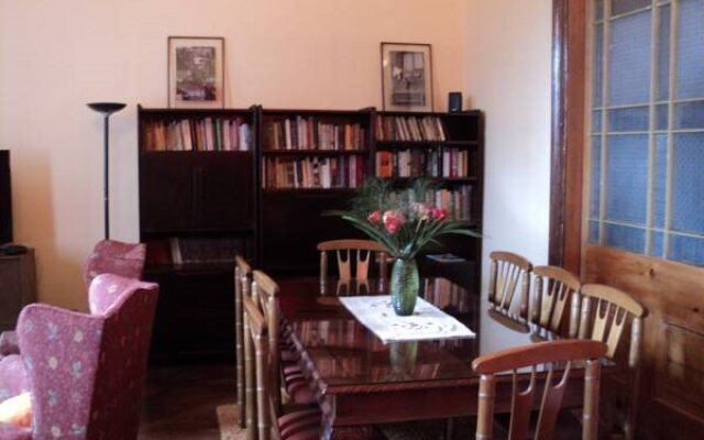 Hostal Residencia en el Cerro