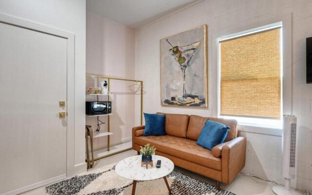 The Oleander Hotel Room 10