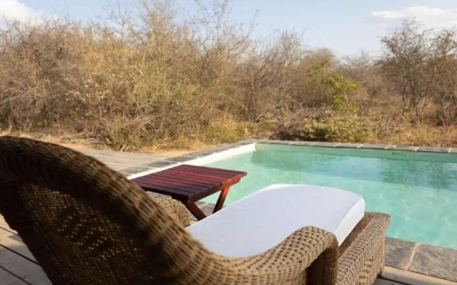 Villa in Hoedspruit With a Jacuzzi
