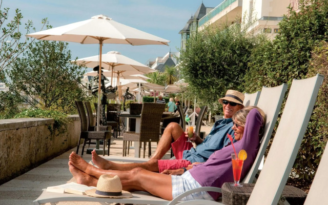 Hôtel Vacances Bleues Villa Caroline