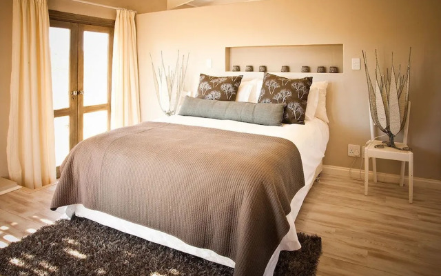 Vrisch Gewagt Boutique Self-Catering Olive Farm