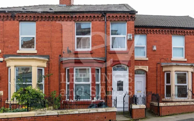Lush Apartment 5 Bedroom House - WBR