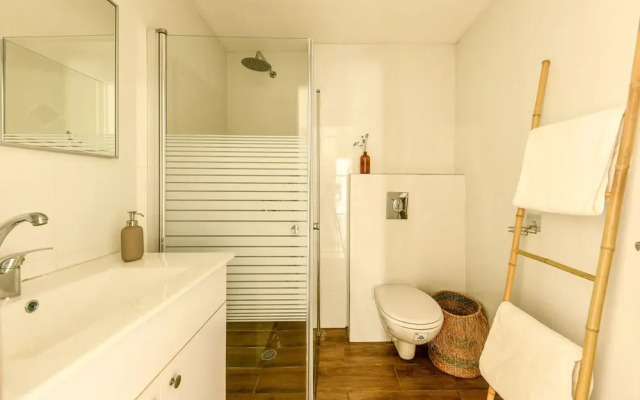 Prime location Sunny 3bedroom apartment