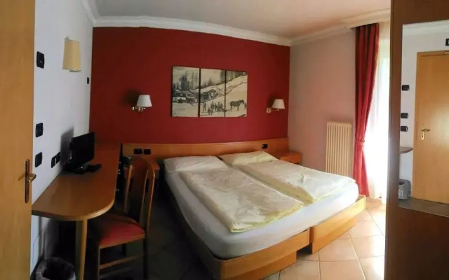 Hotel Garni Rin da Rin